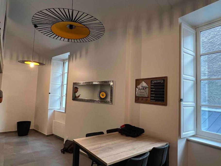 Nantes Centre, Superbe Triplex Appartamento Esterno foto